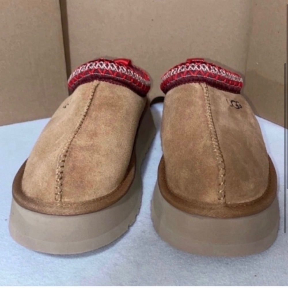 UGG TAZZ - Picture 2 of 6